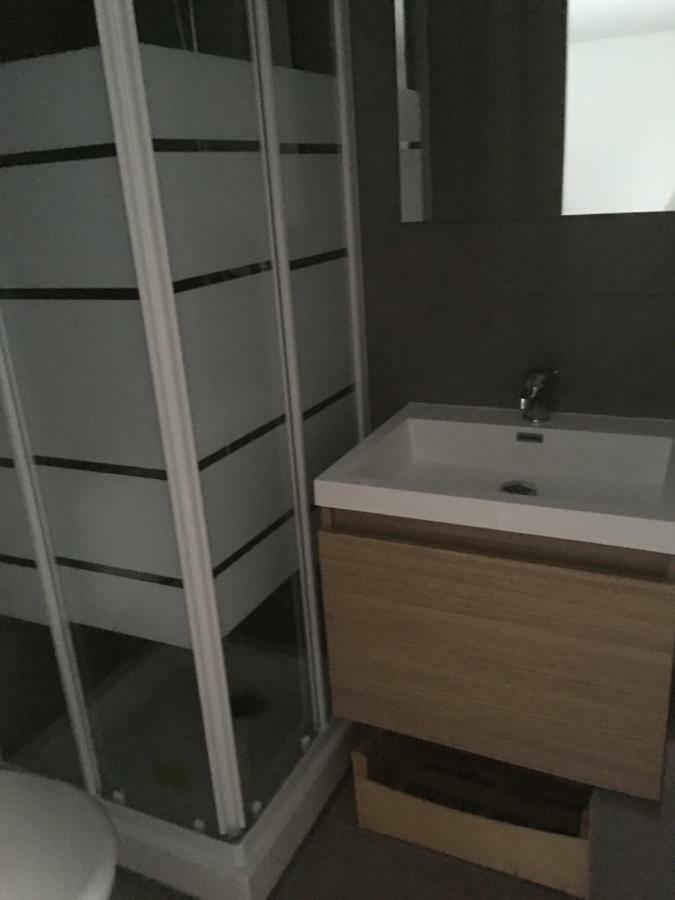 Esprit D'Ailleurs Bed and Breakfast Baillargues Exteriör bild